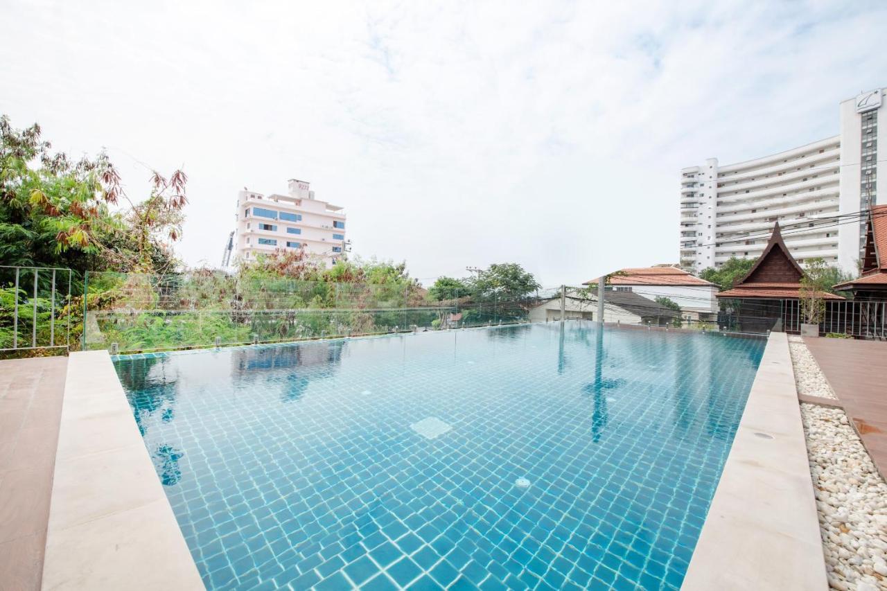 Blooming Hill Boutique Suites Pattaya Luaran gambar
